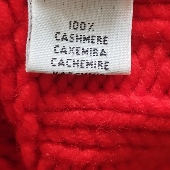 Andre Maurice Italy 100 % Cashmere Red Cable Knit Cropped Sweater - Picture 7 of 8
